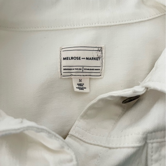 Melrose and Market White Denim Jacket Size Medium Cropped Distressed With Pocket - Picture 13 of 13
